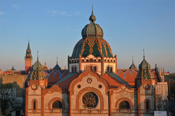 A magyar állam támogatja a szabadkai zsinagóga felújítását