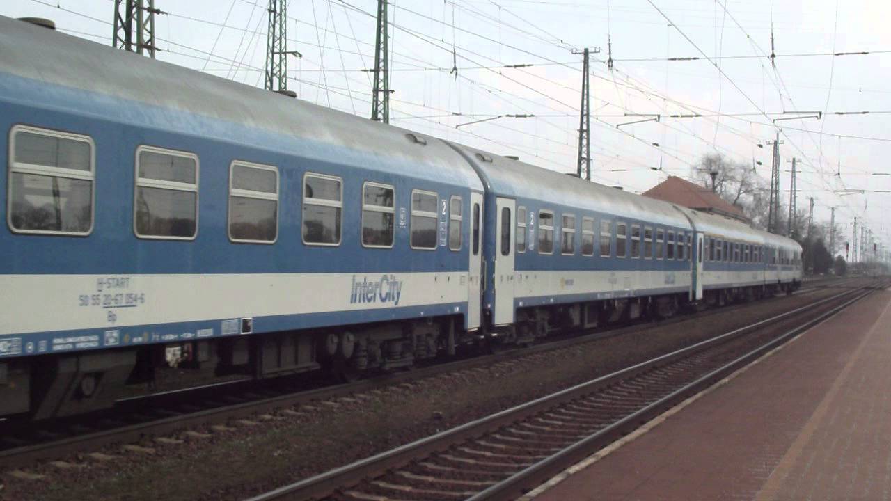 Gázolás miatt késnek a vonatok a Budapest-Szeged vasútvonalon