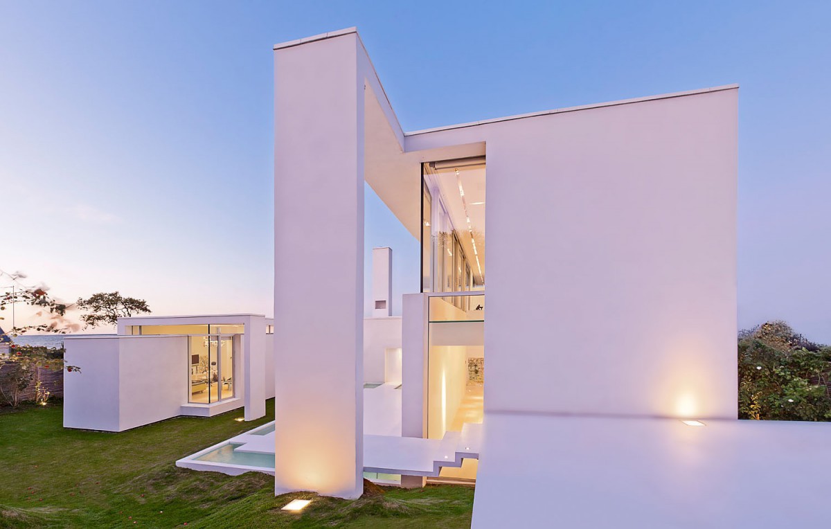 Villa-From-by-Lars-Gitz-Architects-3-1200x764