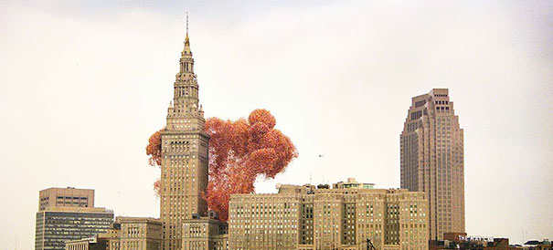 Elképesztő képek! Másfél millió léggömb okozott káoszt 1986-ban
