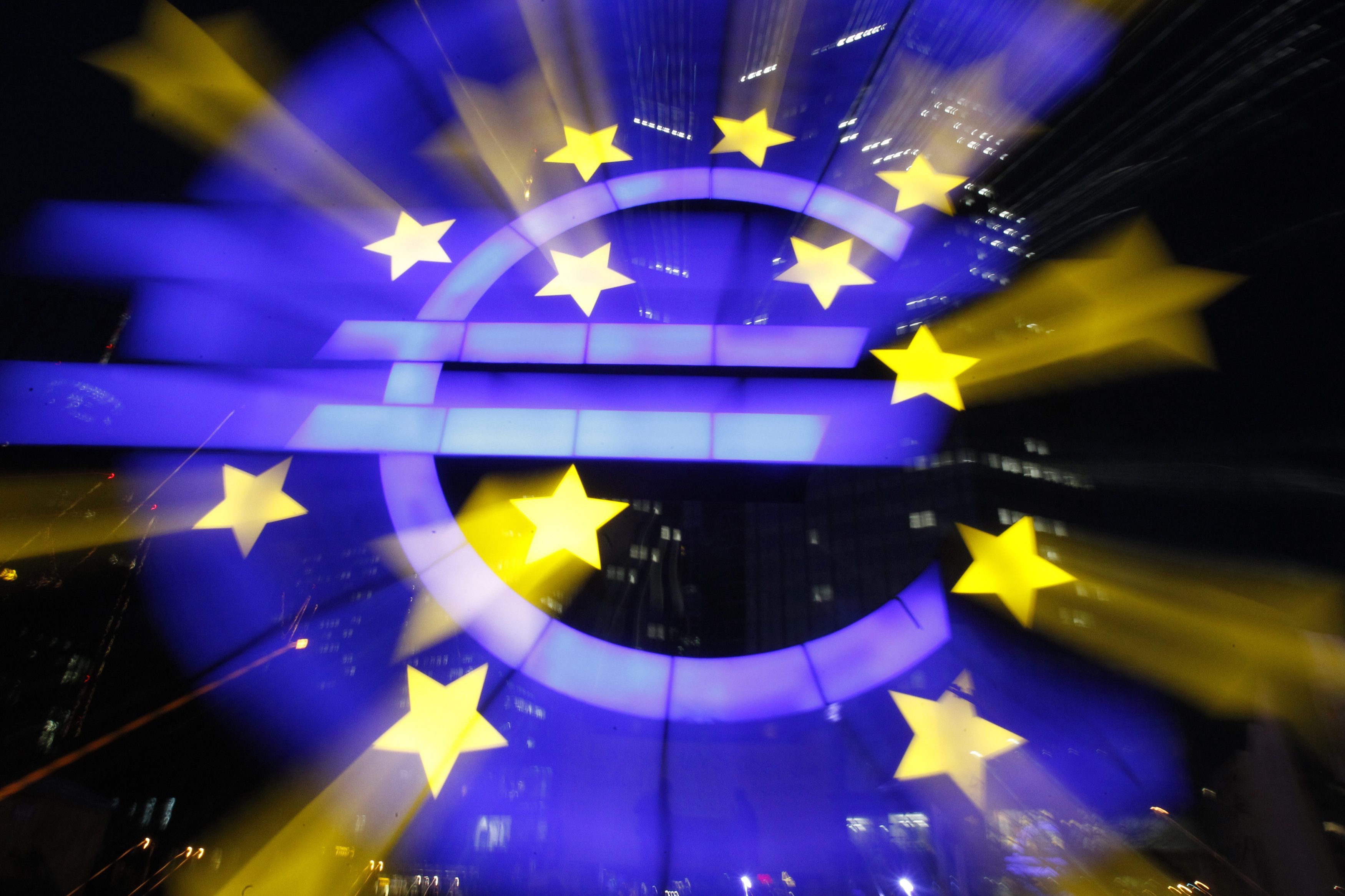 Londoni elemzők: növekszik a deflációs veszély az euróövezetben