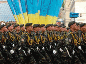 Ukrán válság - A hadsereg megrohamozta a kramatorszki repülőteret, sebesültek
