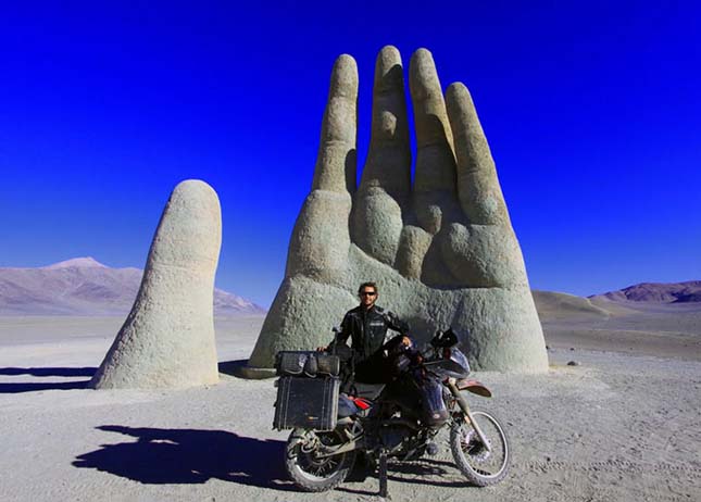 Motorral világ körüli úton 600 nap alatt - videó