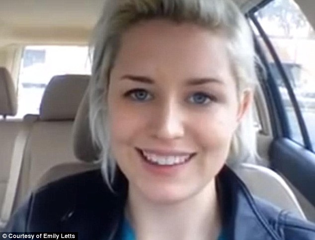 article-2621461-1D9CA27C00000578-418_634x483