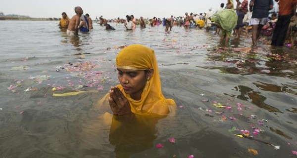 Öt éven belül meg akarják tisztítani a Gangesz folyót