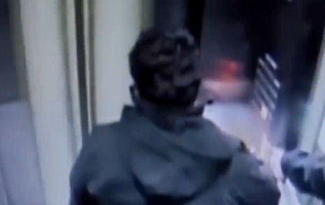 Rémálom: katapultként lőtte ki az elromlott lift – videó