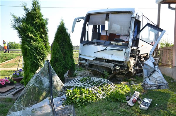 Öt halálos áldozatot követelő baleset történt Szabolcs-Szatmár-Bereg megyében