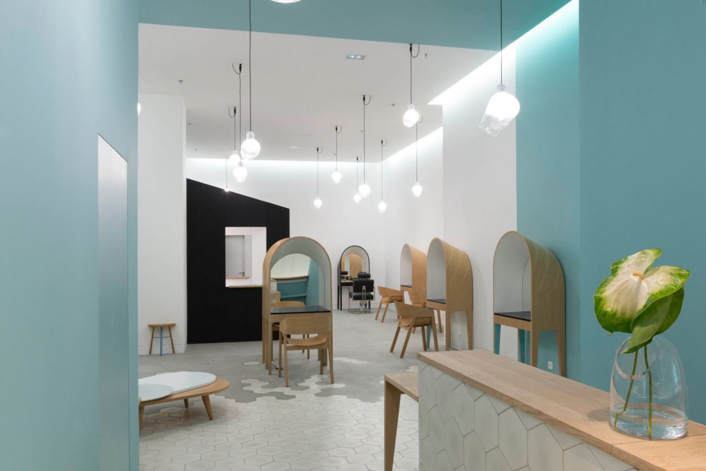 Le-Coiffeur-Hair-Salon-in-Marseille-by-Margaux-Keller-and-Bertrand-Guillon-16 (1)