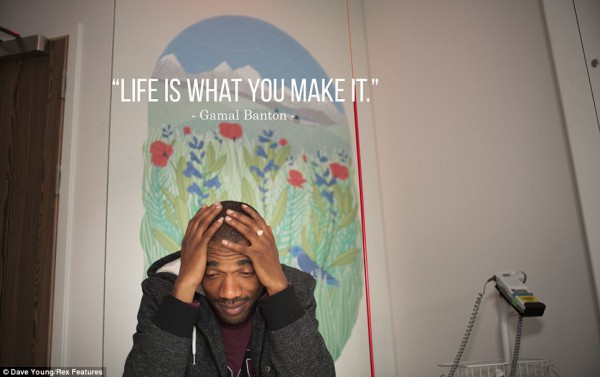 article-2641523-1E43B7E900000578-679_964x605