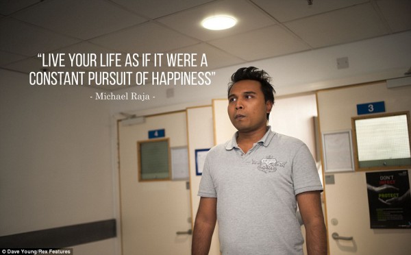 article-2641523-1E43B8B500000578-985_964x597