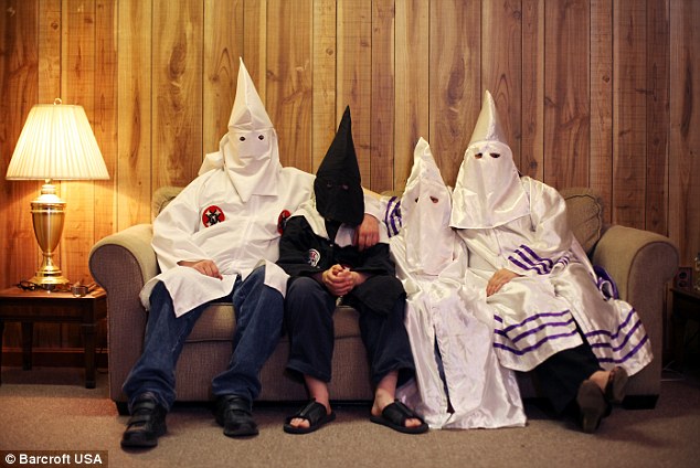 A Ku-Klux-Klan betekintést engedett eddig titkos világába 