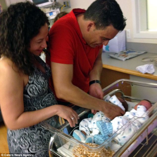 article-2654180-1EA76AAA00000578-165_634x634