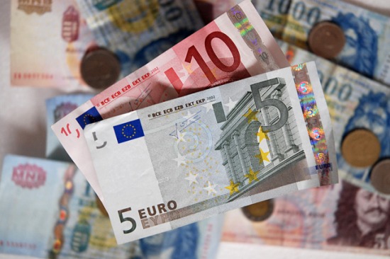 Devizapiac - Keveset változott a forint árfolyama