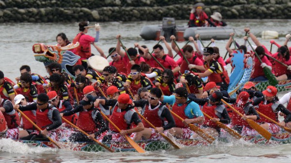 TAIWAN-CULTURE-DRAGON BOATS FESTIVAL