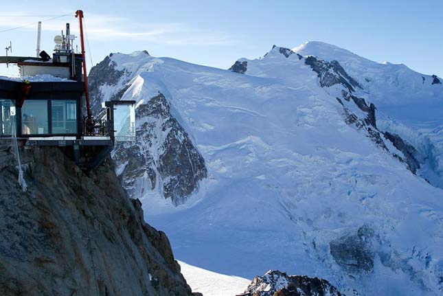 Lépés a semmibe, avagy az új üvegkilátó a Monte Blanc csúcsán