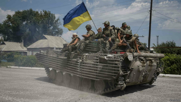 Ukrán válság - Az ukrán hadsereg megszüntette a luhanszki repülőtér blokádját