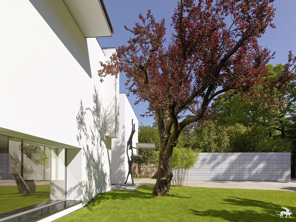 SU-House-by-Alexander-Brenner-Architekten-2 (1)