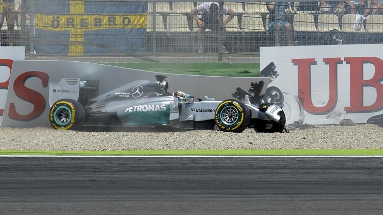 Óvást fontolgatott a Red Bull és a Ferrari a Mercedes ellen