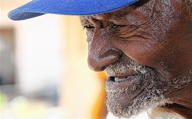Szénizotópos kormeghatározással akarják kideríteni a világ legidősebb emberének valódi korát