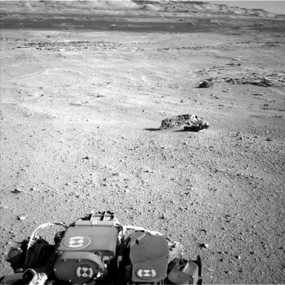 mars-rover-curiosity-meteorites