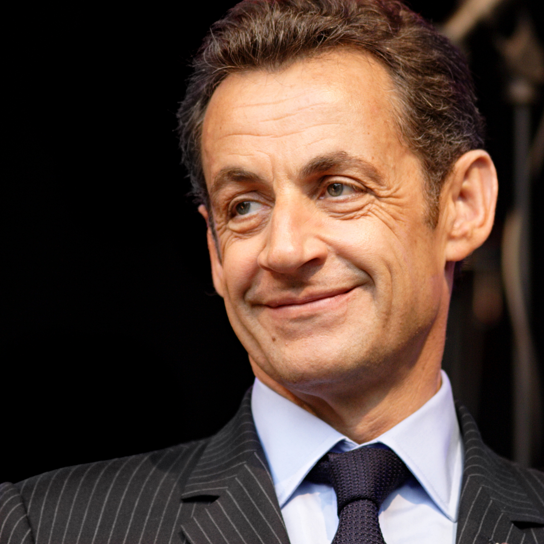 Őrizetbe vették Nicolas Sarkozy volt francia államfőt