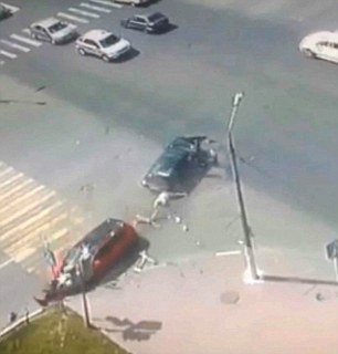 VIDEO Mums Reaction To Family Car Crash Shocks Police