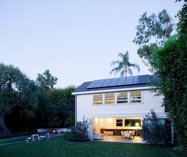 solar-powered-la-studio-by-new-york-architect-12-thumb-630xauto-34819 (1)