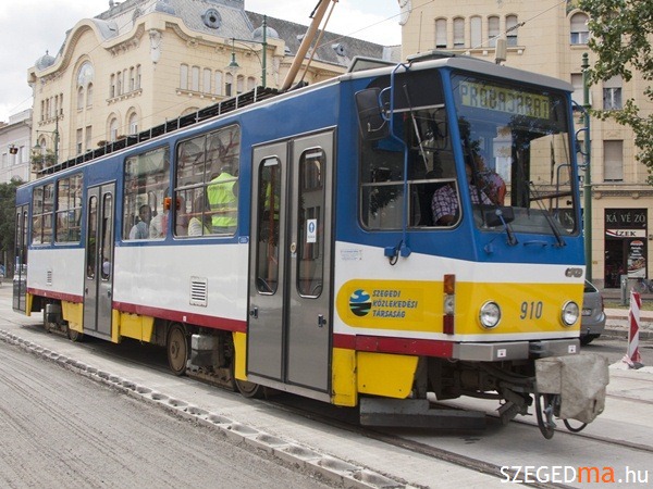 Vezető nélkül száguldott egy villamos Szegeden