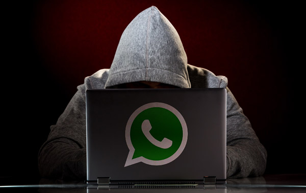 A WhatsApp csevegő programon keresztül zsarolnak a bűnbandák