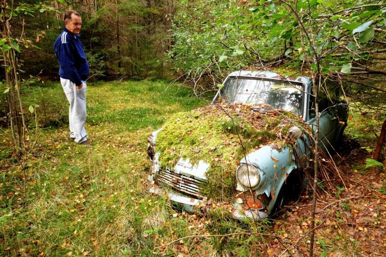40 évvel ez előtt elhagyott kocsit talált – videó