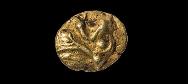 Legalább 2750 éves aranypénzre lelt egy bolgár búvár