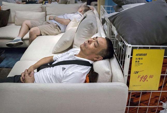 A kínaiak nagyon otthon érzik magukat az IKEA-ban