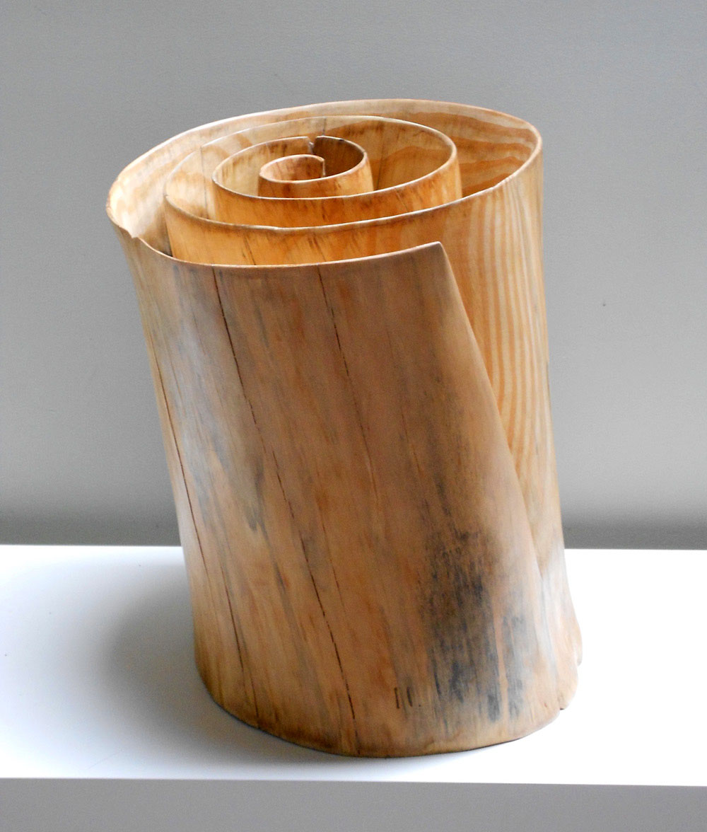 Carved-Pine-Wood-by-Xavier-Puente-Vilardell-4 (1)