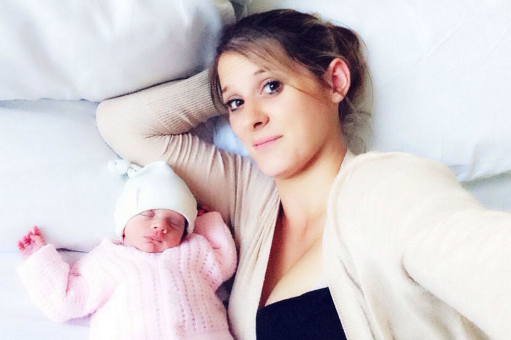 Laurens-with-baby-Harper-in-hospital (1)