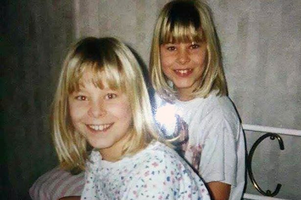 Sara-and-Emma-Koponen-as-children-aged-about-seven