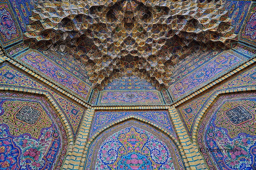 beautiful-mosque-ceiling-151__880