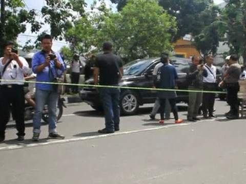 Meggyilkolt egy embert, majd visszatért róla tudósítani az indonéz újságíró!