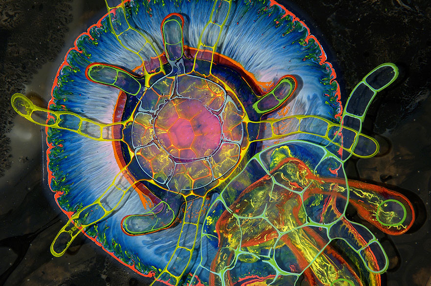 psychedelic-art-poured-resin-paintings-bruce-riley-6