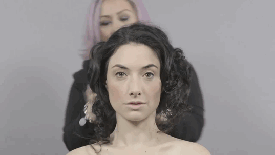 Videó!100 év smink és frizura divatja 1 percben