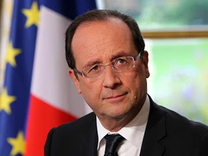 A francia elnök a terrorkészültség miatt elrendelte a hadsereg készültségének fenntartását