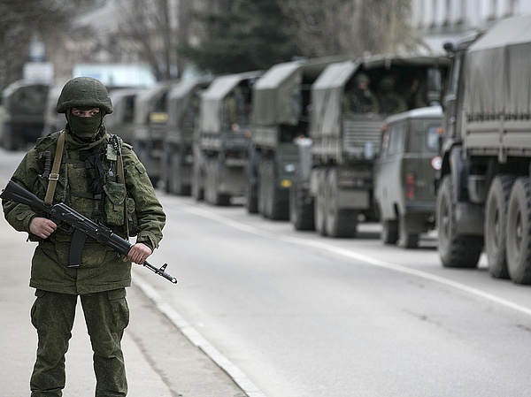 Ukrán válság - Kijev: szakadár egységek tartanak Mariupol felé