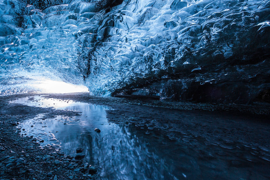 Gyönyörű jégbarlangok Izlandról