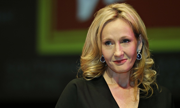 Párizsi vérengzés - Összeszólalkozott J. K. Rowling és Rupert Murdoch a muszlimok felelősségét illetően