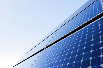 Napelemek - Az iparági egyesület a napelemek termékdíjának eltörlését vagy csökkentését javasolja