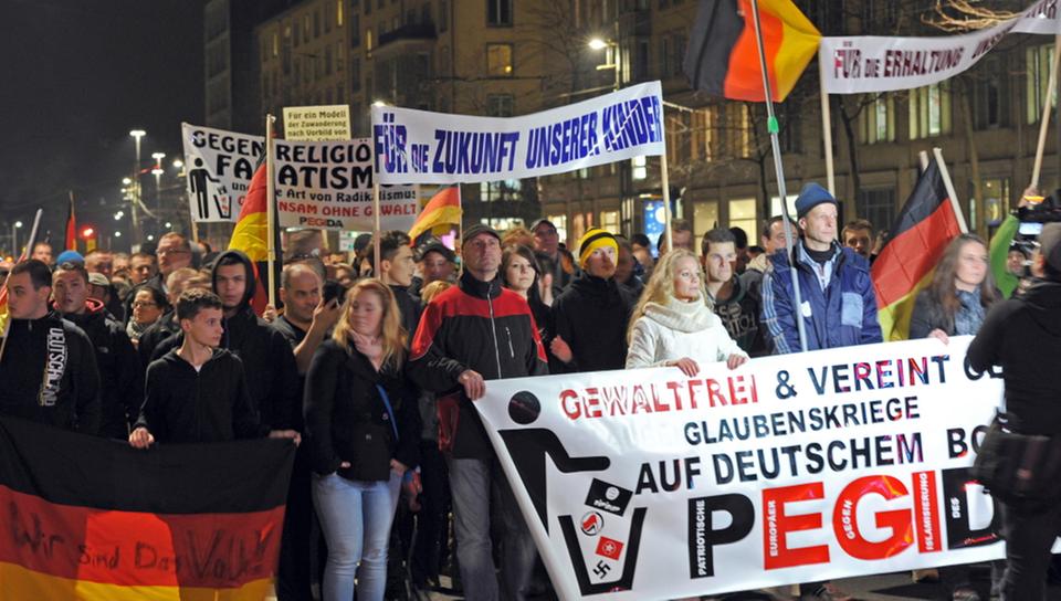 Steinmeier: rontja Németország tekintélyét a Pegida mozgalom