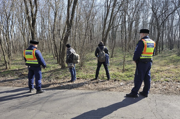 Megélhetési bevándorlás - Száztizennégy határsértőt tartóztattak föl Csongrád megyében