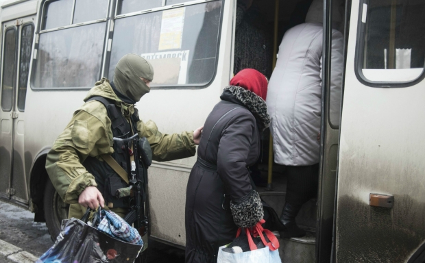 Ukrán válság - Megkezdődött a polgári lakosság kimenekítése Debalcevéből