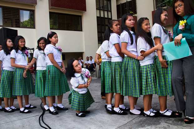 Ilyen a törpe növésű emberek élete a Fülöp-szigeteken - fotók