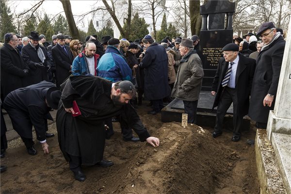 Elhunyt Schweitzer József - Eltemették a nyugalmazott főrabbit