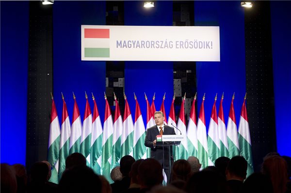 Évértékelő - Orbán: a keményen dolgozó emberekről szólnak a következő évek